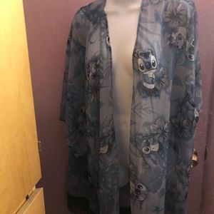 Vest lilo stitch size. Xl